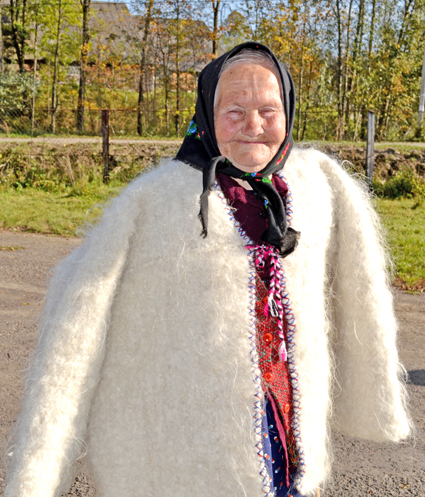 У гуні й настрій підвищується, вважає 80-річна Гафія Крьока