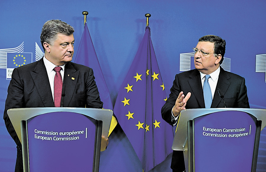 Петро Порошенко високо цінує роль Єврокомісії у врегулюванні проблем на Донбасі. Фото Миколи ЛAЗAРЕНКA