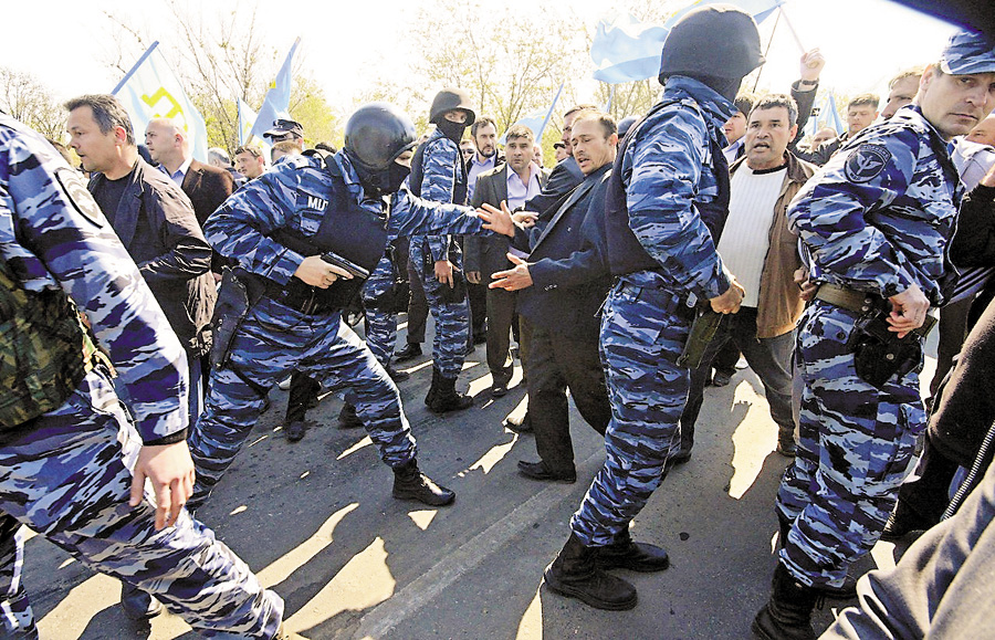 Право на свободу зібрань в окупованому Криму грубо порушується. Фото з сайту vecernji.hr