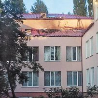 Черкащани взялися до 1 вересня відремонтувати зруйновану школу в Слов’янську