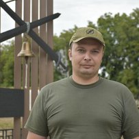 Сто днів у норі на відстані «двох пісень про смереку»